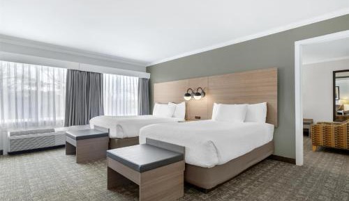 Two-Room Suite - Non-Smoking