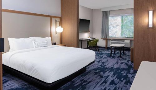 Queen Suite with Two Queen Beds, Roll-In Shower and Sofa Bed - Mobility Access/Hearing Accessible