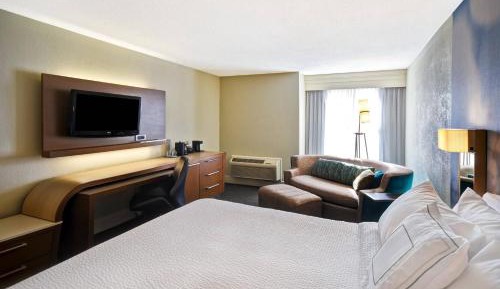 King Room with Sofa Bed