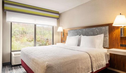King Room with Sofa Bed