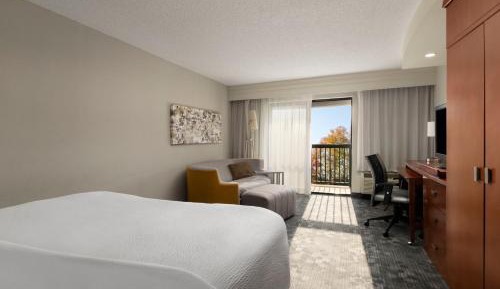 King Room with Balcony, Guest room, King, Sofa bed, Balcony