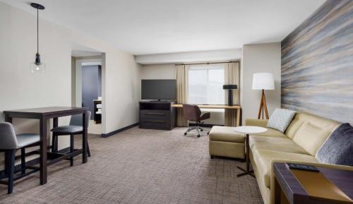 One-Bedroom King Suite with Sofa Bed - Hearing Accessible