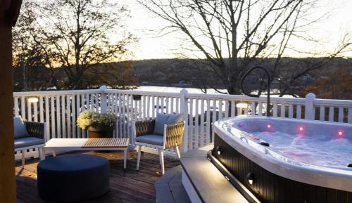 Deluxe Suite with Sea View
