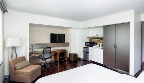 Traditional King, Guest room, 1 King