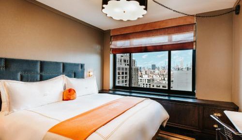 Soho King Room