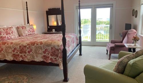 King Room with Balcony