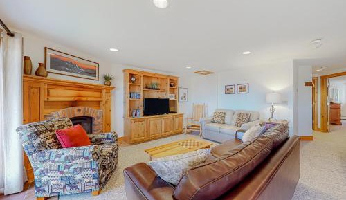 Two Bedroom Apartment 