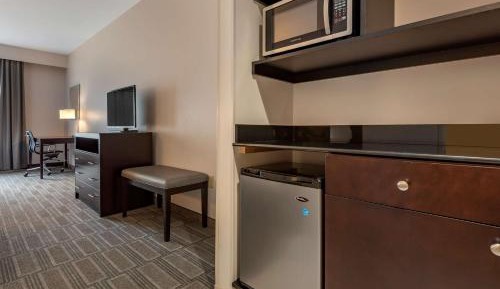 King Room with Bath Tub - Disability Access/Non-Smoking 