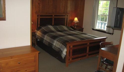 Queen Room