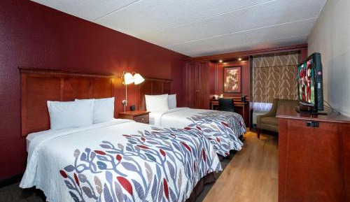 Standard Room with Two Double Beds Smoke Free