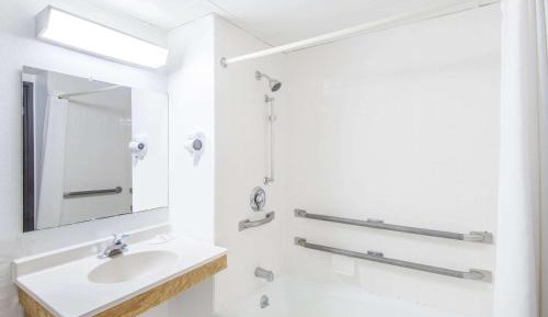 Double Room - Disability Access/Non-Smoking