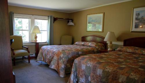 Double Room with Two Double Beds - Non-Smoking