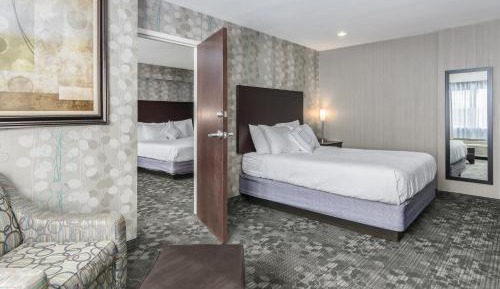 Two-Bedroom Suite with Sofa Bed