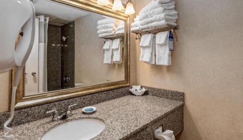 Double Room with Two Double Beds - Non-Smoking