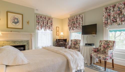 Premium Queen Room - Top Floor