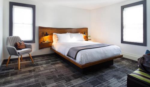 Queen Room