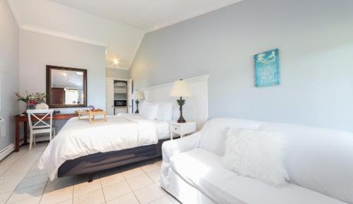 King Room with Sofa Bed