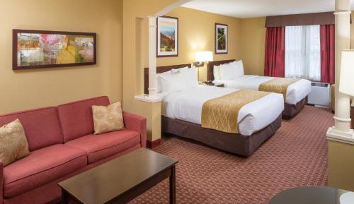 Queen Room with Two Queen Beds - Accessible/Non-Smoking 