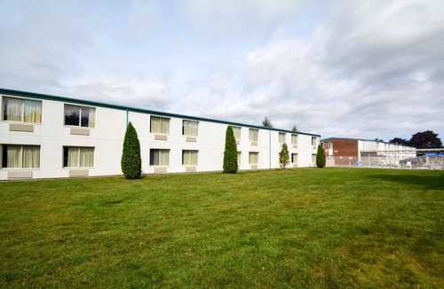 Warwick Hotel | Radisson Hotel Providence Airport