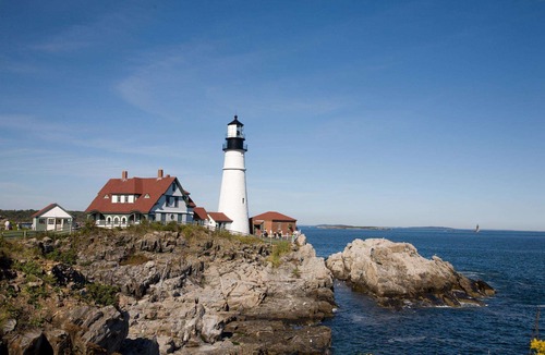 Cape Elizabeth Hotel | Inn by The Sea