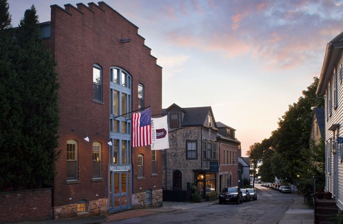 Historic Hill Hotel | Mill Street Inn