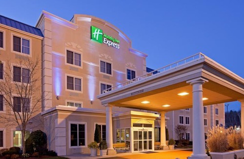 Milford Hotel | Holiday Inn Express Milford, an Ihg Hotel