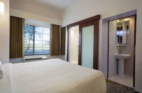 Milford Hotel | SpringHill Suites by Marriott Quakertown