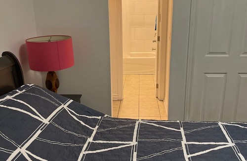 Dunsford House | Places to Stay bbq ac Heat Parking Wiffi