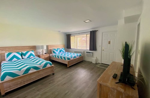 Gloucester Hotel | Castle Manor Inn