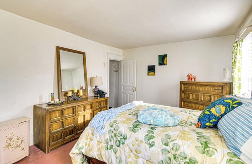 Bethlehem Cottage | Bethlehem Home w/Patio & Amazing Sunset Views!