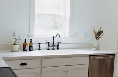 Ashley Falls House | Modern 3-bedroom home in the Berkshires!