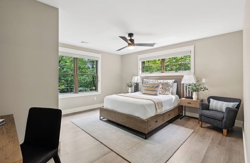 Casco House | Coffee Pond Cottage - Luxury Lake House