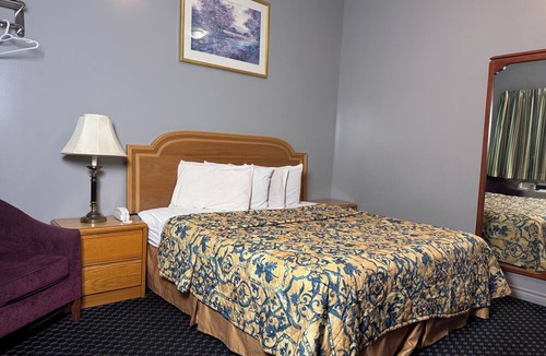 Guelph Hotel | WAYFARE MOTEL