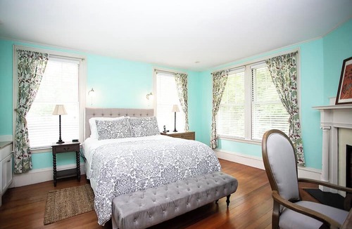 Mattapoisett Center House | Historic New England Seaside Retreat