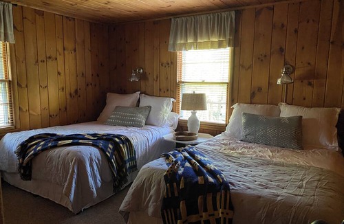 Cleverdale House | Lake George family retreat in prime location with private dock and swim area