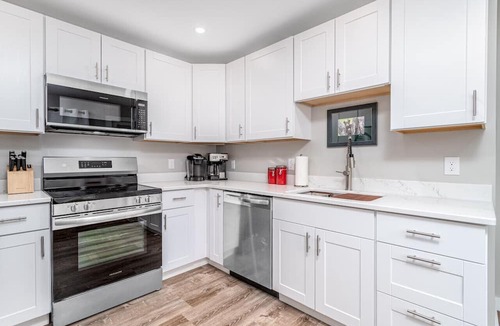 Silver Lake House | Pet-Friendly: Newly Built 2-BR Home with hot tub & patio