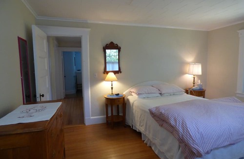 York Harbor House | House with a view of York Harbor and a 3 minute walk to the beach