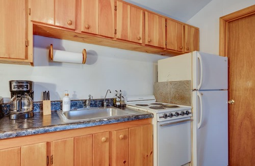 Weirs Beach Cabin | Pet-Friendly Laconia Cabin w/Fireplace + Deck!