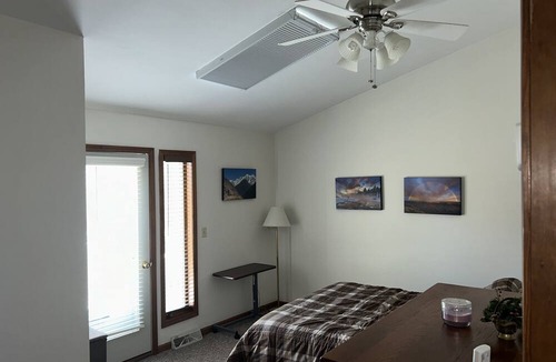 Manlius Apartment | 2 Bedroom Apartment, Very Quiet, on a Scenic Creek in Manlius
