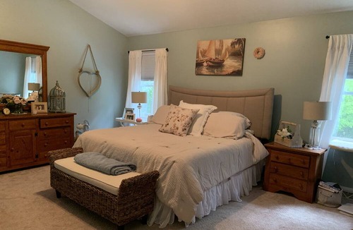 Gansevoort House | Belmont Stakes Availability! Large family home with pool-golf course community