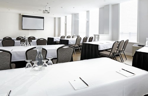 Kitchener Hotel | The Walper Hotel, part of JdV by Hyatt