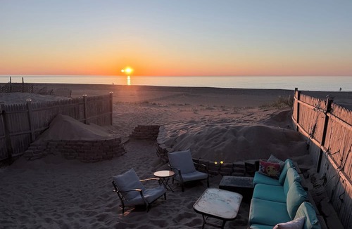 Newbury Condo | Waterfront Plum Island Getaway!
