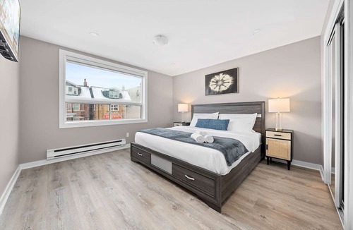 Dufferin Grove Apartment | Modern Suite Near Little Italy Walk to Transit