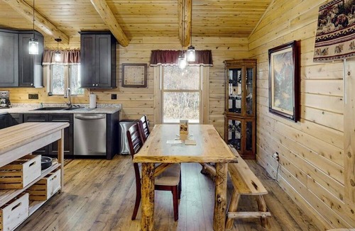 Eastern Vermont Cabin | Enchanting dog-friendly cabin with fireplace, hot tub & washer/dryer