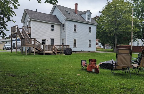Lewiston Apartment | Quaint 2-bedroom apartment with AC in charming Lewiston