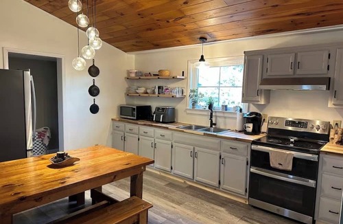 Oswego House | Oswego Haven with Hot Tub near SUNY Oswego, Lake Ontario and Downtown