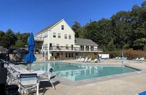 Ogunquit - Wells Cottage | Salt Air Cottage at Beach Dreams| Pool | By Beach