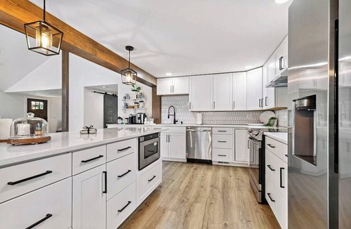 East Homer House | Luxury Lakehouse on the water!