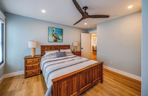 North End Condo | Top Level Luxury BeachFront on Boardwalk, Roof Deck, Pool & Elevator! 6BR/7BA!