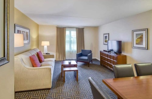 The Point Condo | Wyndham Long Wharf Resort |2BR King Suite
